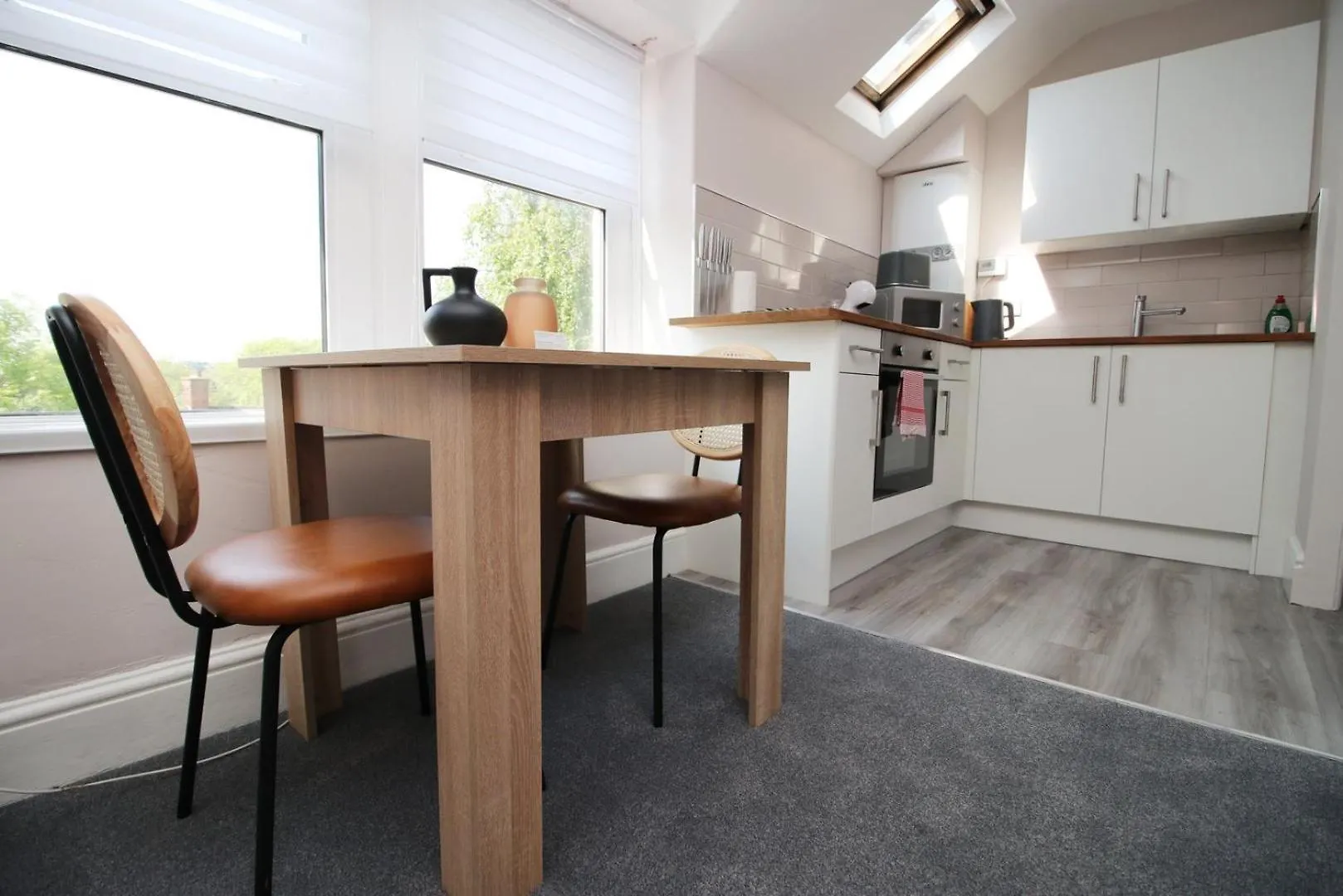Apartment 1Br Stay With Free Parking At Archer Road Cardiff